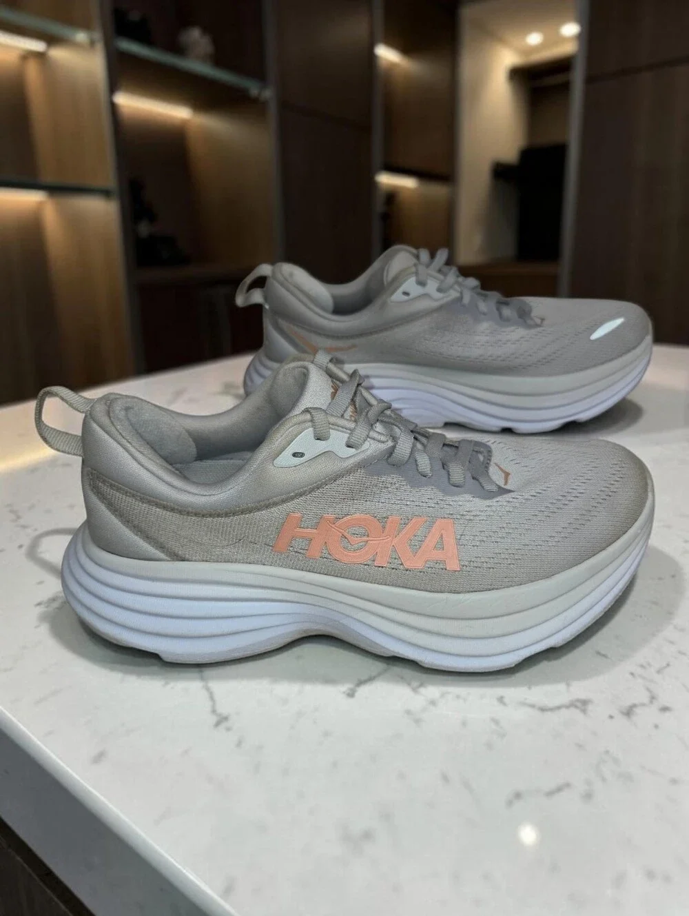 HOKA Bondi 8 Women's Running Shoes Gray Rose Gold Athletic Sneakers Size 7 B